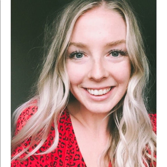 Meet your Posher, Rachael - Picture 1 of 1